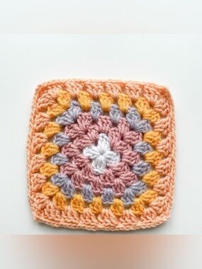 VINTAGE 30+ Yr Heirloom Reversible 7-Color Thick Crochet Pot Trivet • Nana Teres